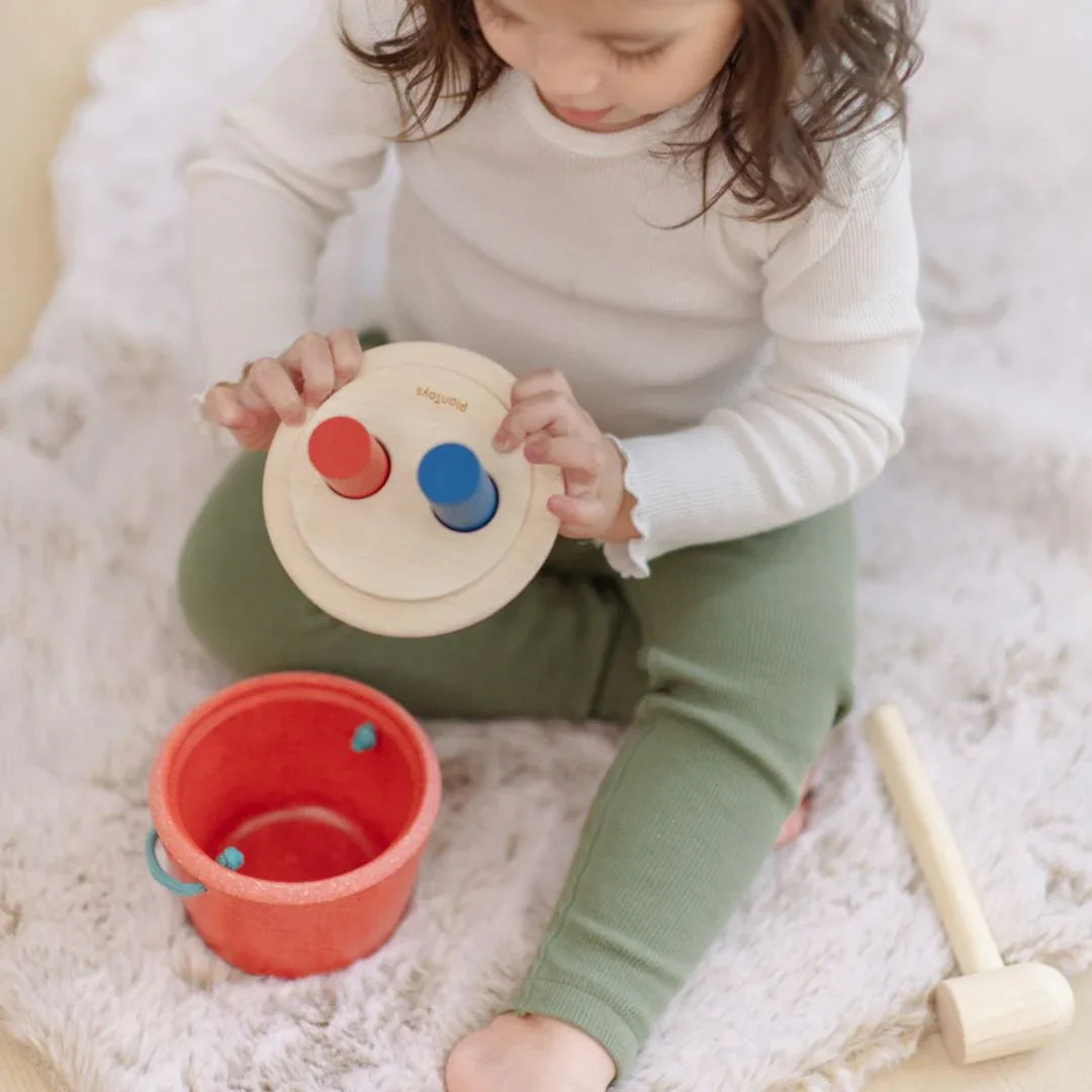 Hammering Peg Bucket - BIG FRENCHIES