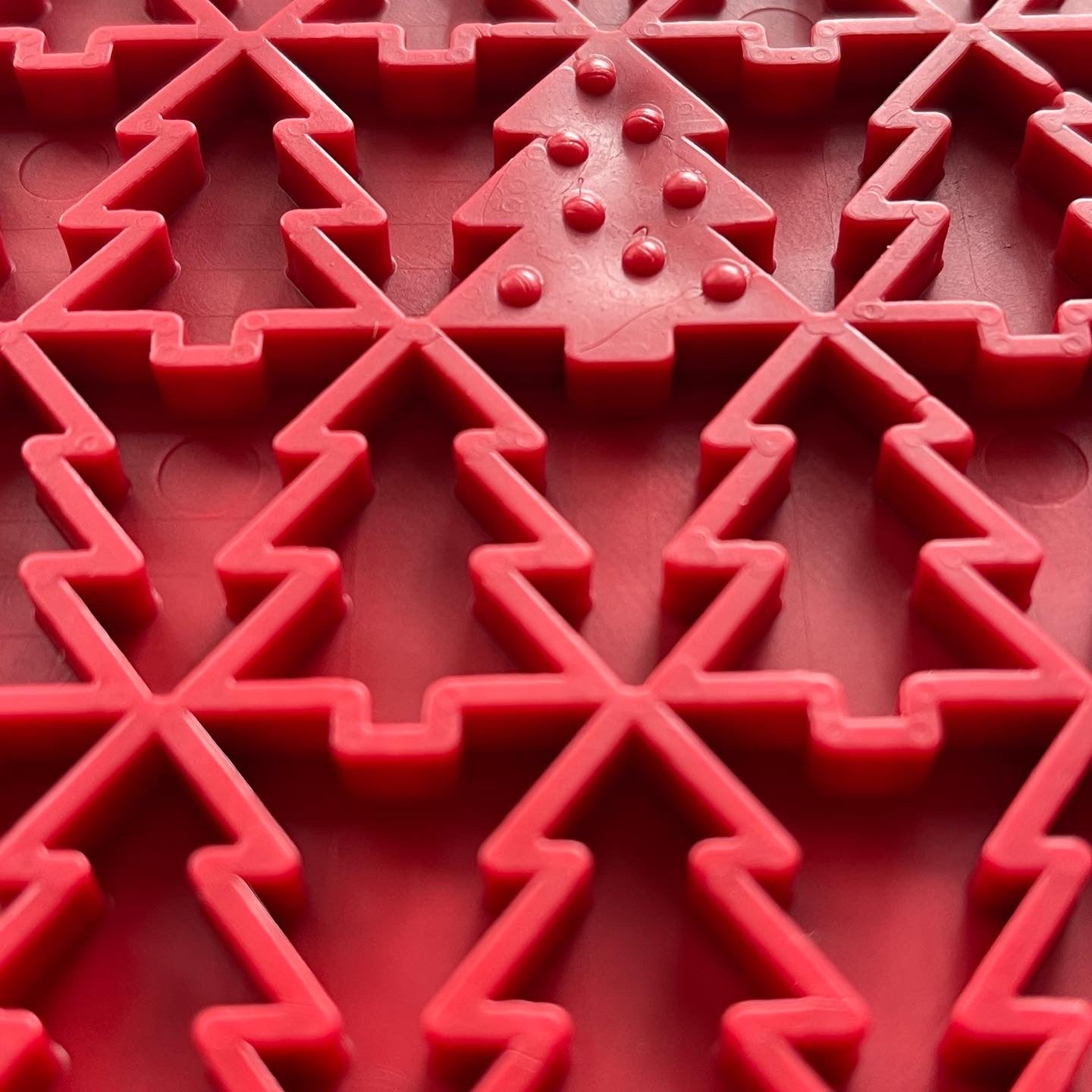 "Peace" Christmas Tree emat - Enrichment Lick Mat for Dogs and Cats | Christmas Tree design | SodaPup - BIG FRENCHIES