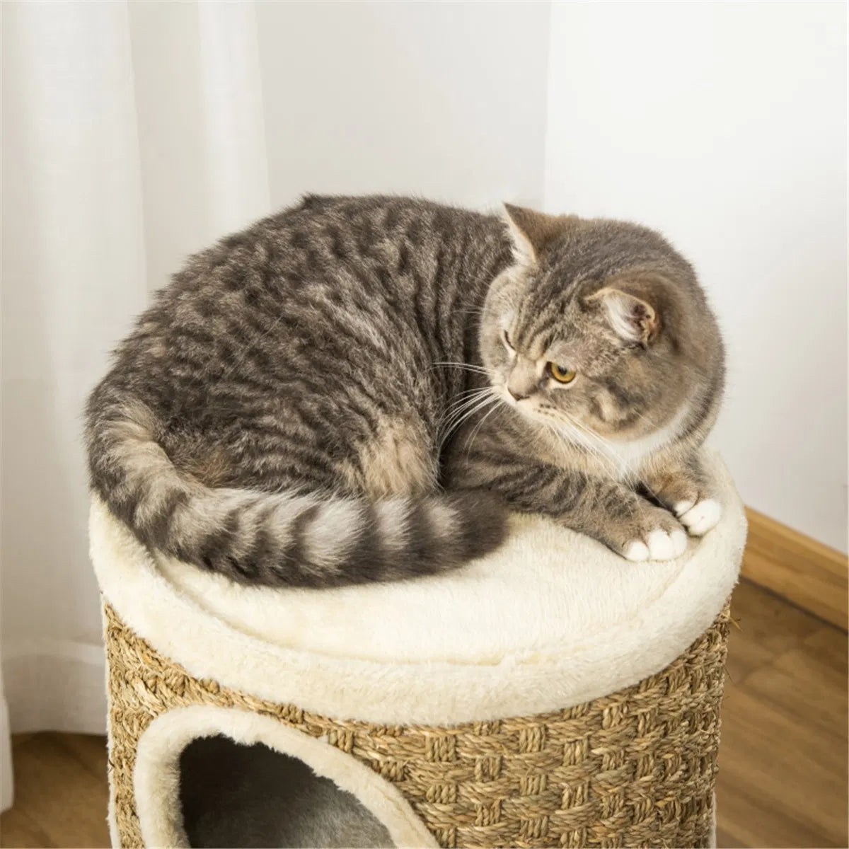 Wooden Cat House/Cat Trees /Cat Climbing Tower