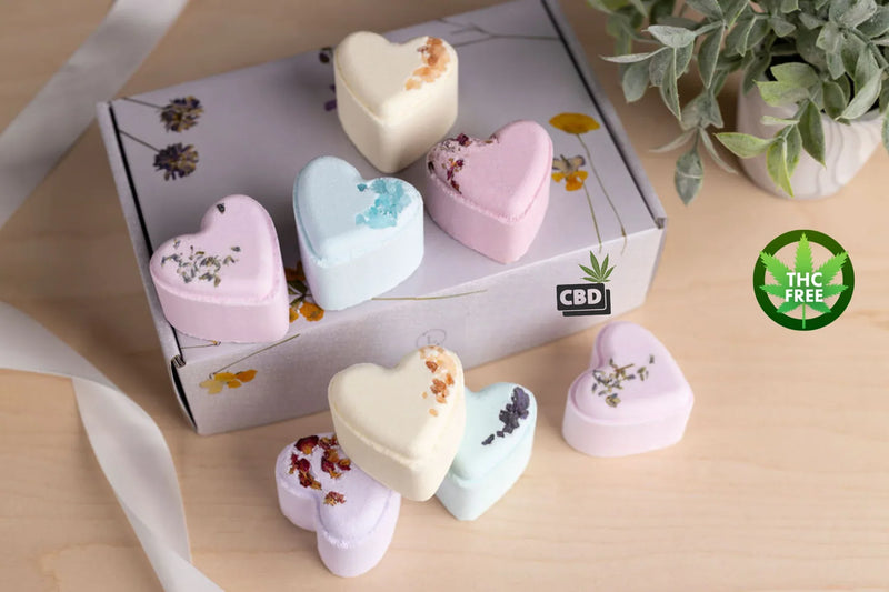 CBD - 8 Bath bombs set - perfect for a relaxing Mother's day bath - BIG FRENCHIES