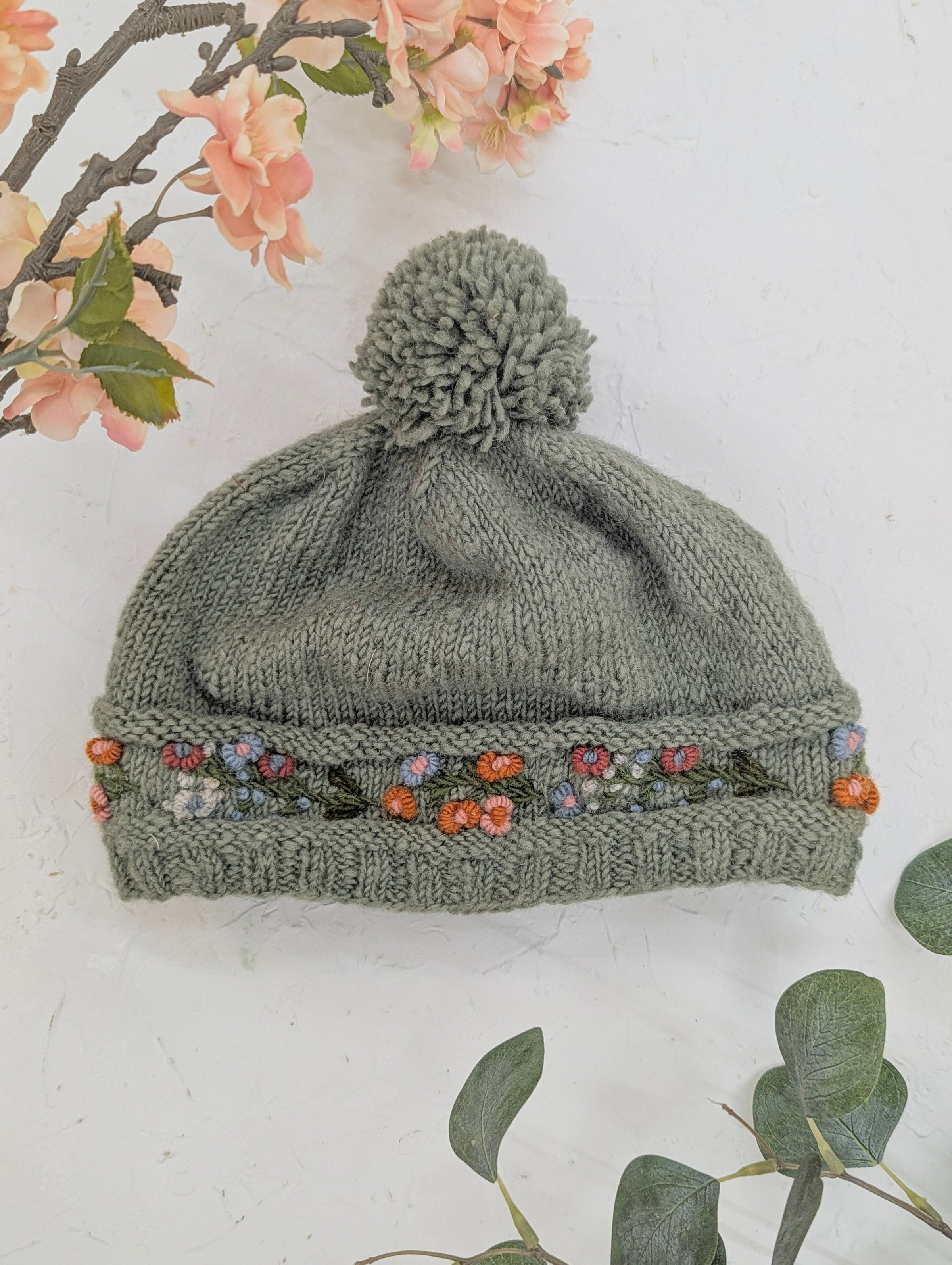 Mathilde Wool Knit Embroidered Hat - BIG FRENCHIES