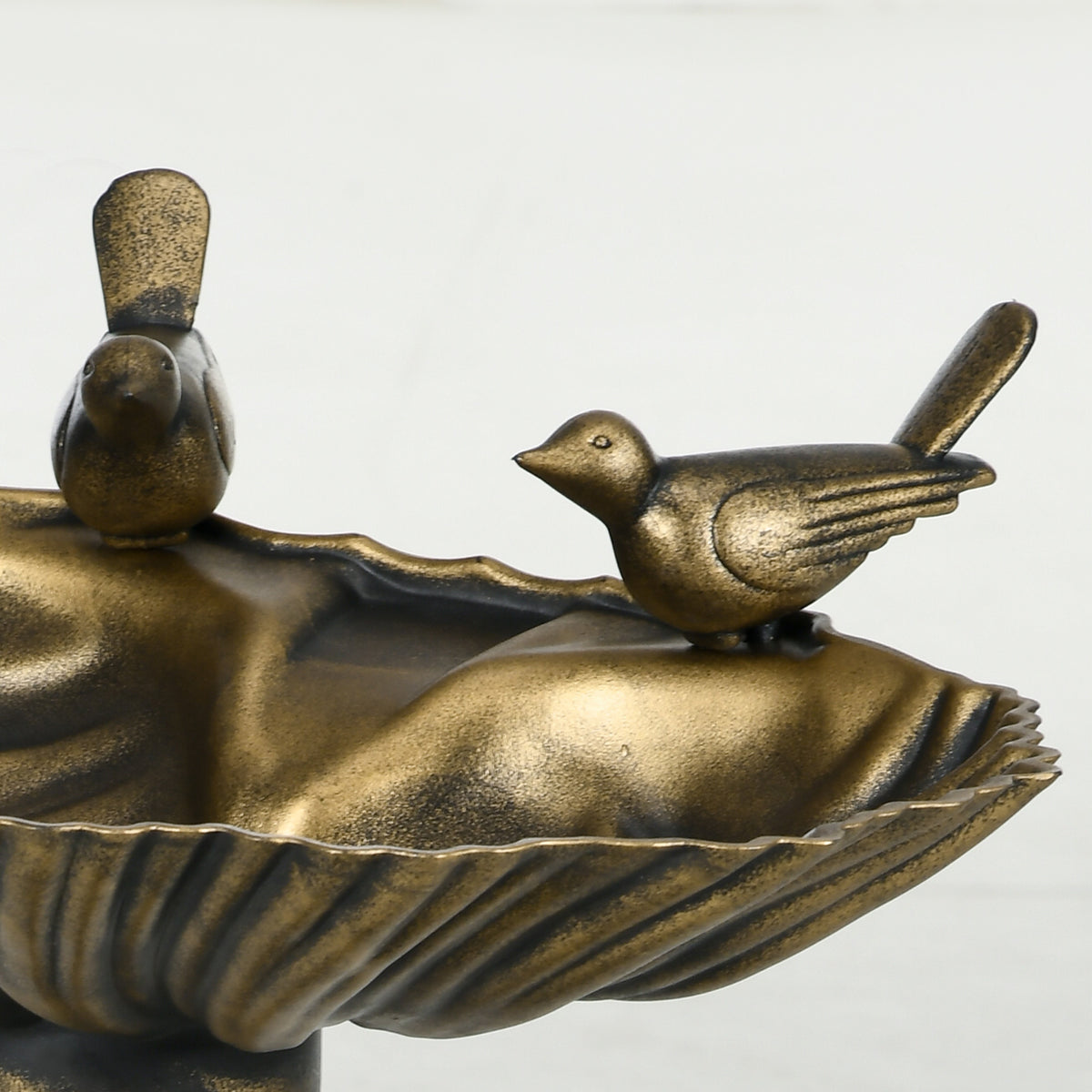 32" Antique Bird Bath Decorative Birdbath Bird Feeder Bowl with Planter Pedestal and Bird Statues, Bronze