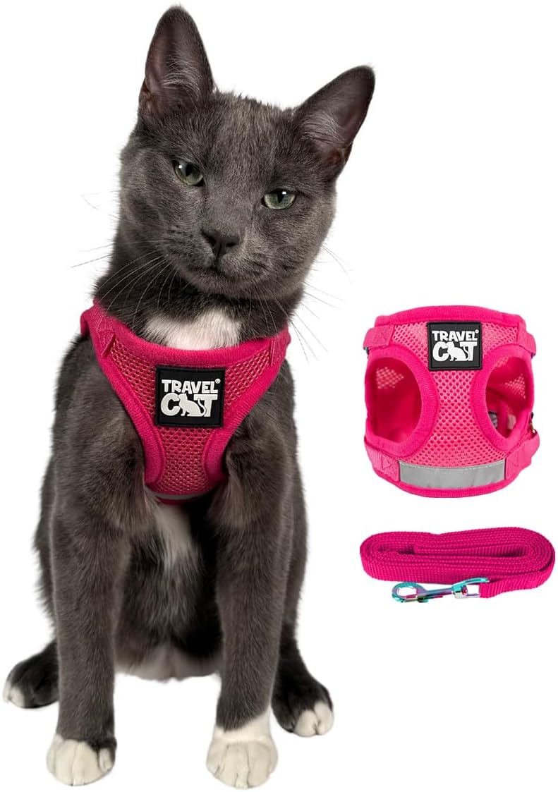 Travel Cat Harness and Leash Set - Medium / Pink