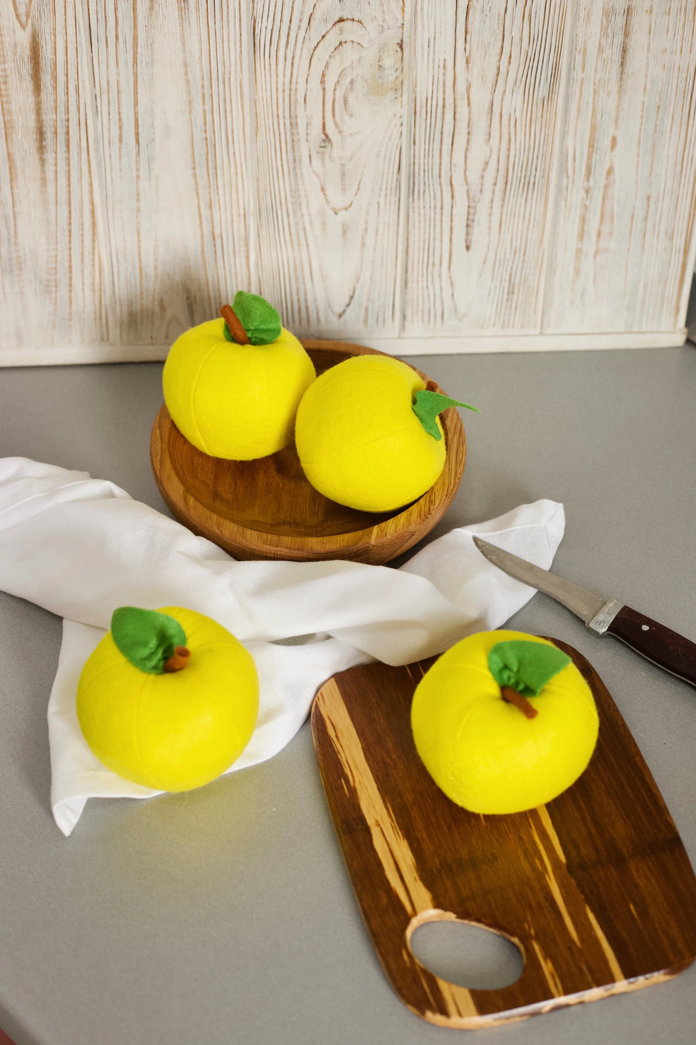 Apple felt fruit - BIG FRENCHIES