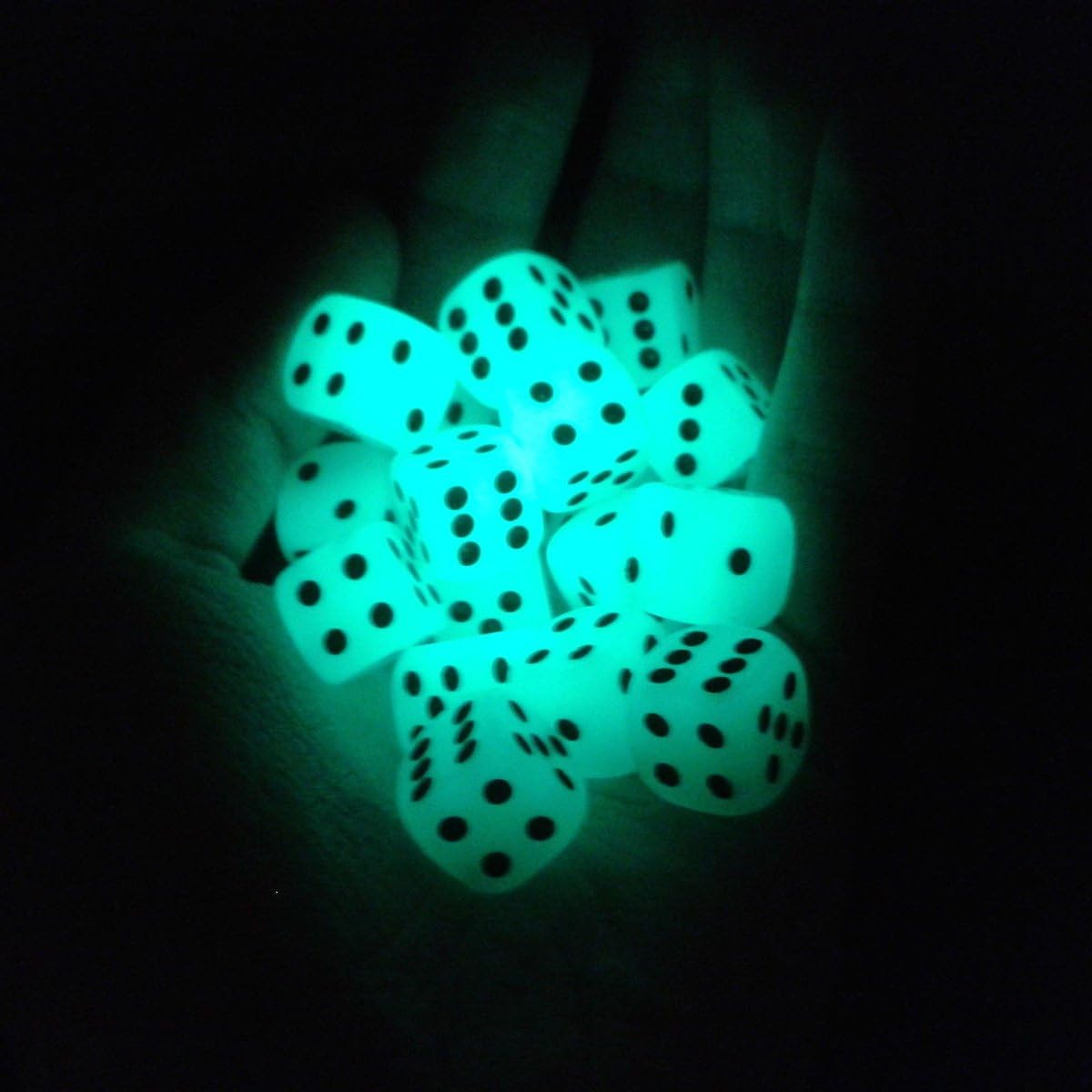 Smartdealspro 10-Pack D6 Six Sided Glow in The Dark Dice Die for DND - 16mm(10pcs)