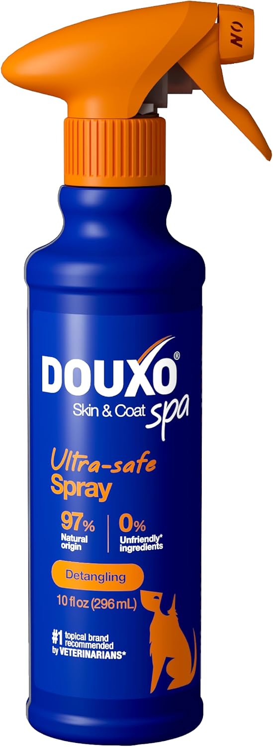Douxo SPA dog detangler spray 10 fl oz bottle