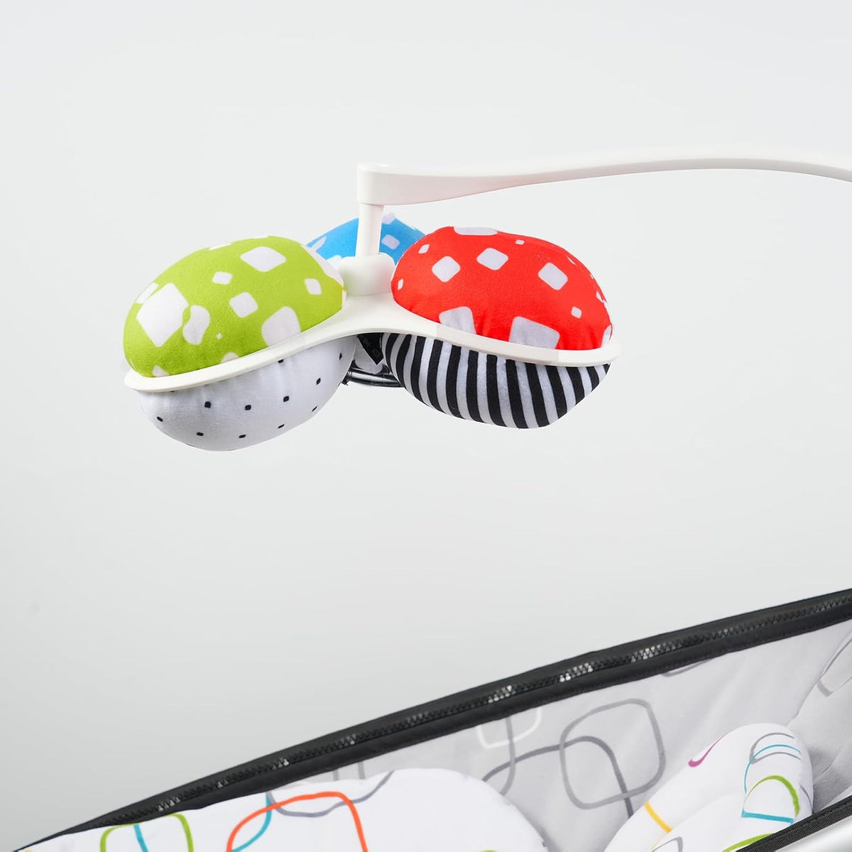 Tayerop set of 3 plush replacement balls for MamaRoo swing with crinkle, rattle and mirror balls - view 19