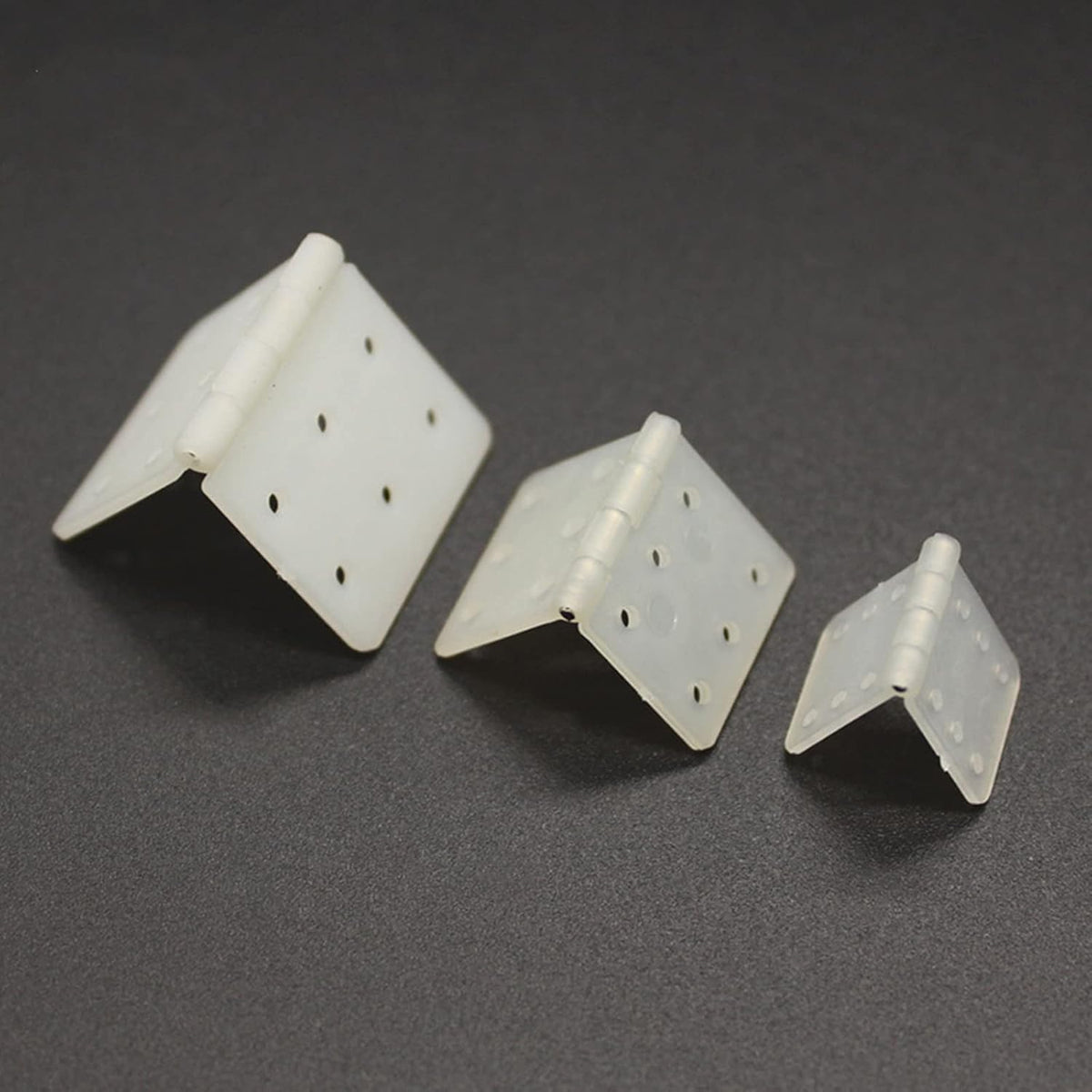 skrnrhrery nylon hinges for RC airplanes, 16-pack of small square loose-leaf hinges - view 4