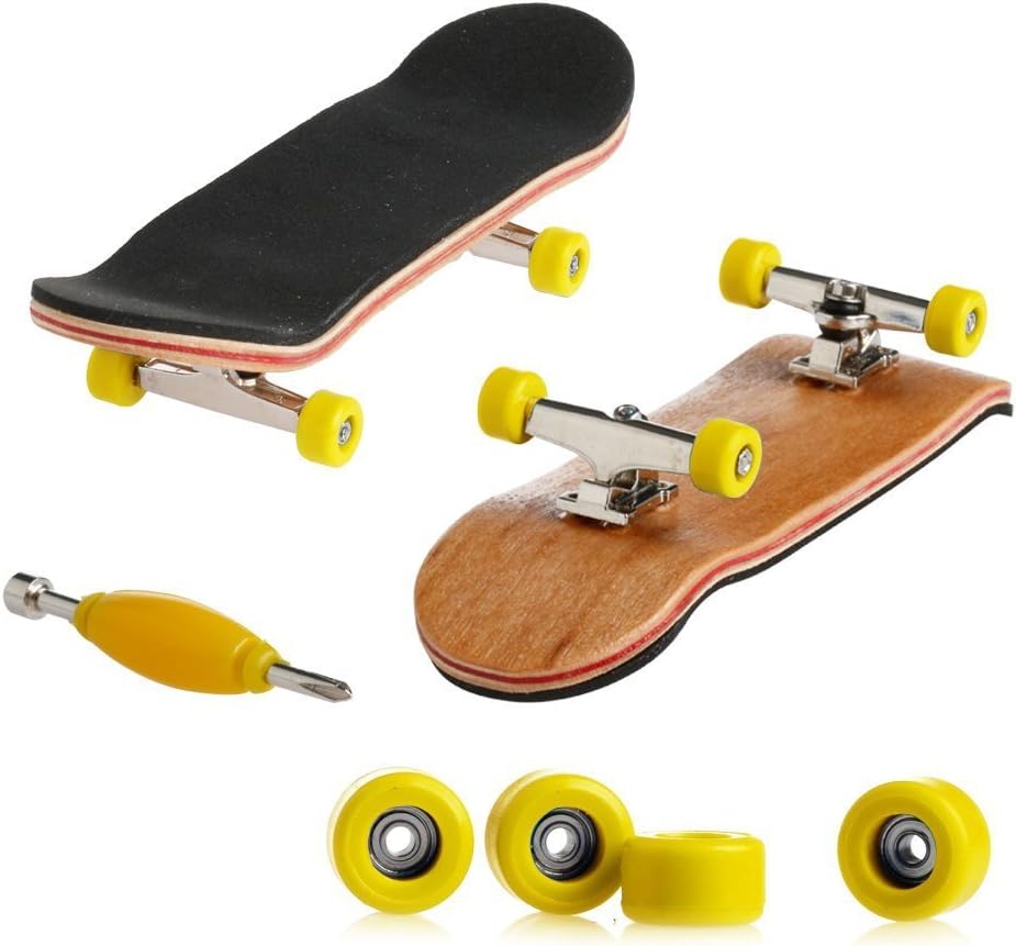Lottoyday white maple wood fingerboard with bearing wheels and non-slip pad - view 3