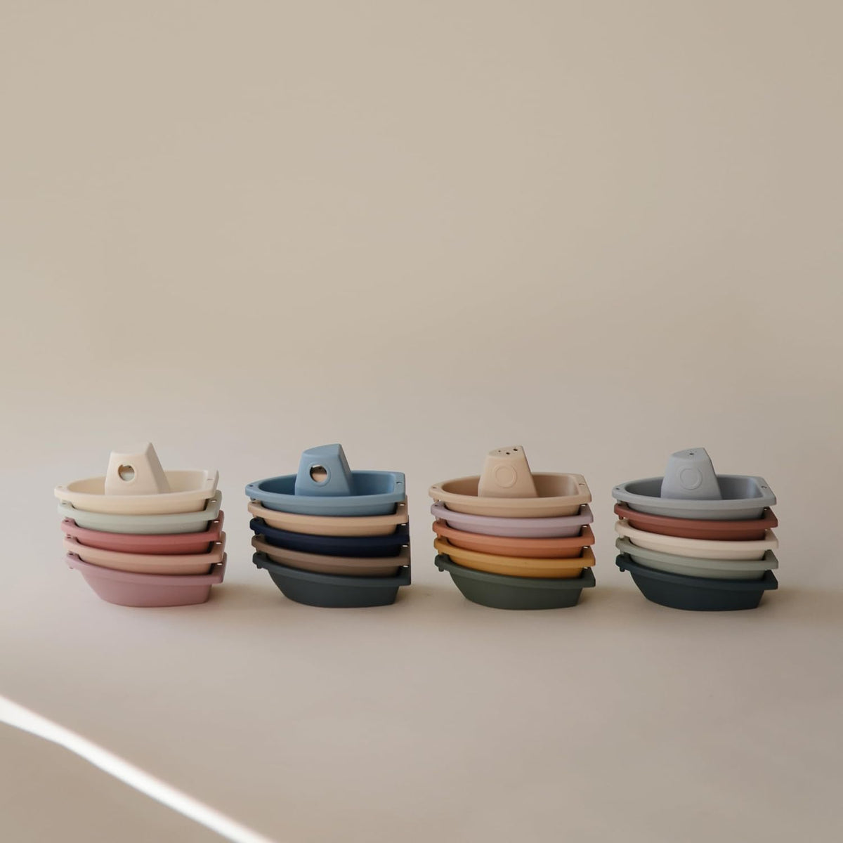 mushie Stackable Bath Boats Floating Toy, Made in Denmark - Boats Petal - image 3