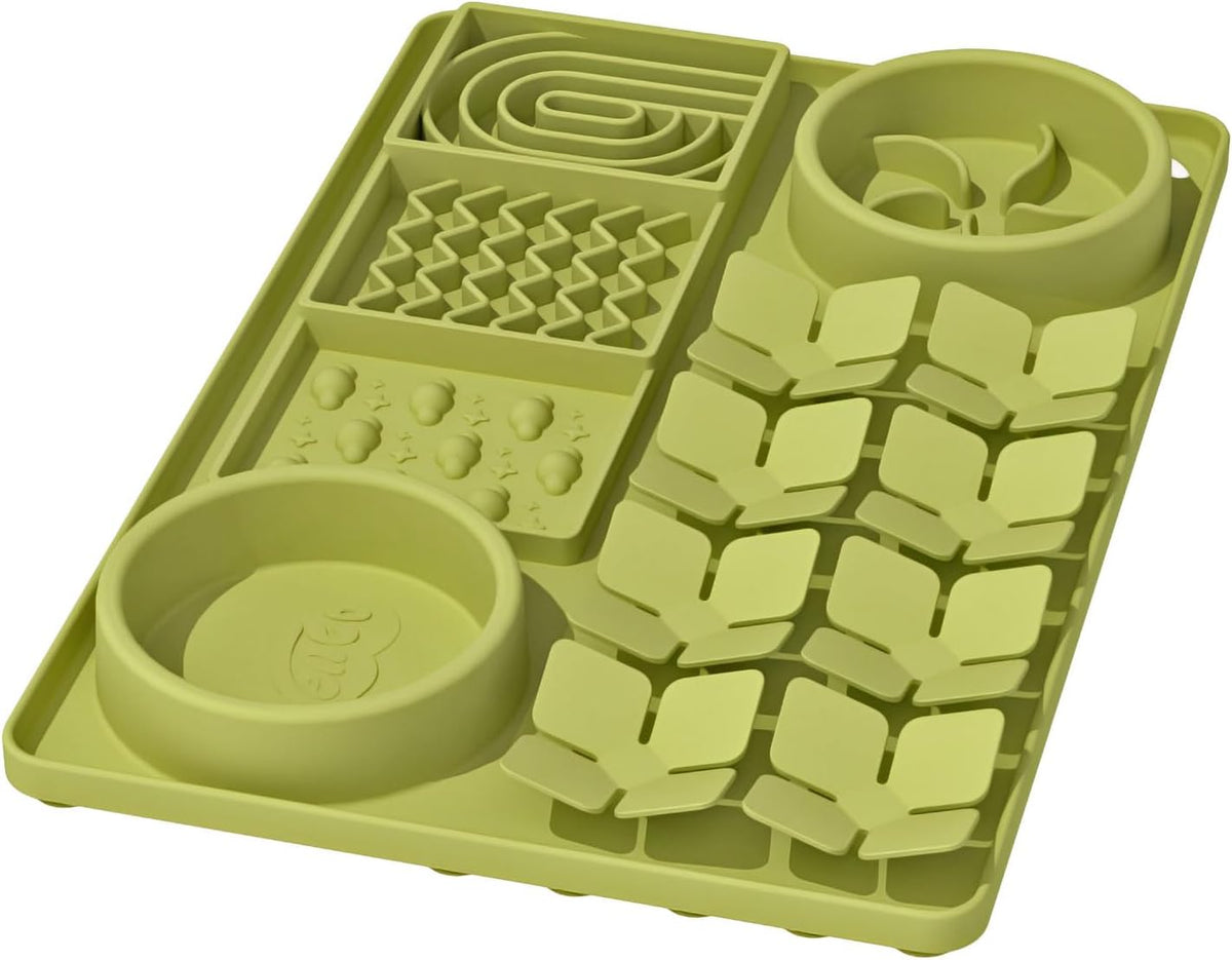 Slow Feeder Bowl, Silicone Lick Mat with Suction Cups for Dog Cat, Snuffle Mat for Pet Smell - Green / Starry Clouds 4in1