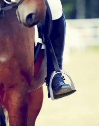 QWORK Horse Riding Stirrups, Hose Saddle, Safety Stirrup, Stainless Steel English Riding Protection Saddle, Knee Ankle Stress Pain Relief, 1 Pair