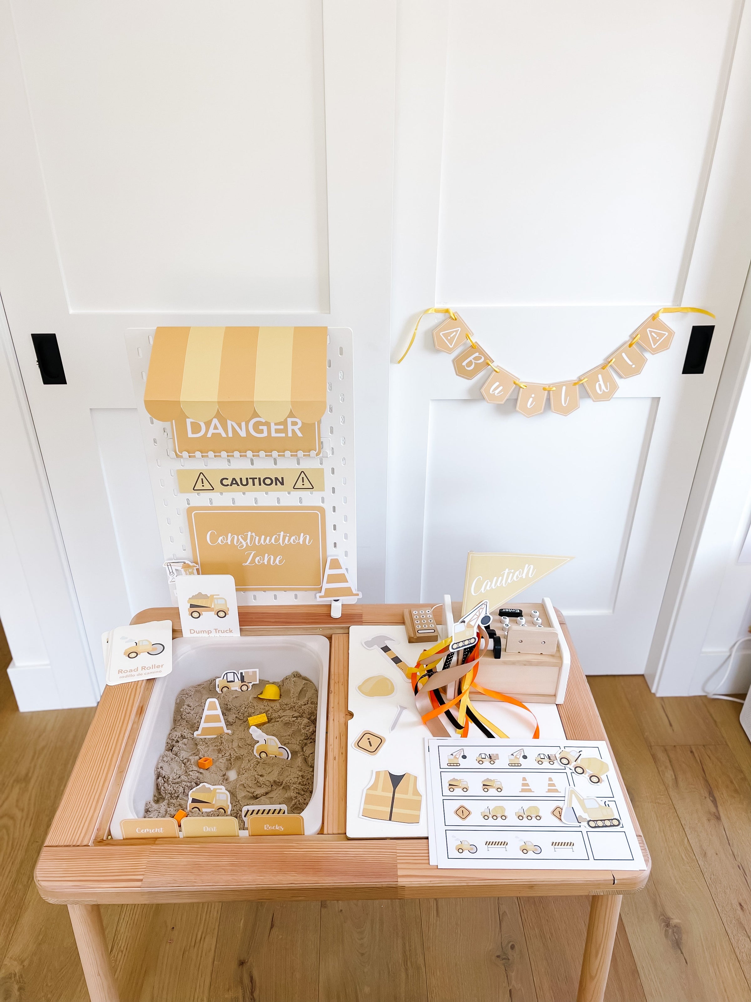 Construction Printable Dramatic Play Kit