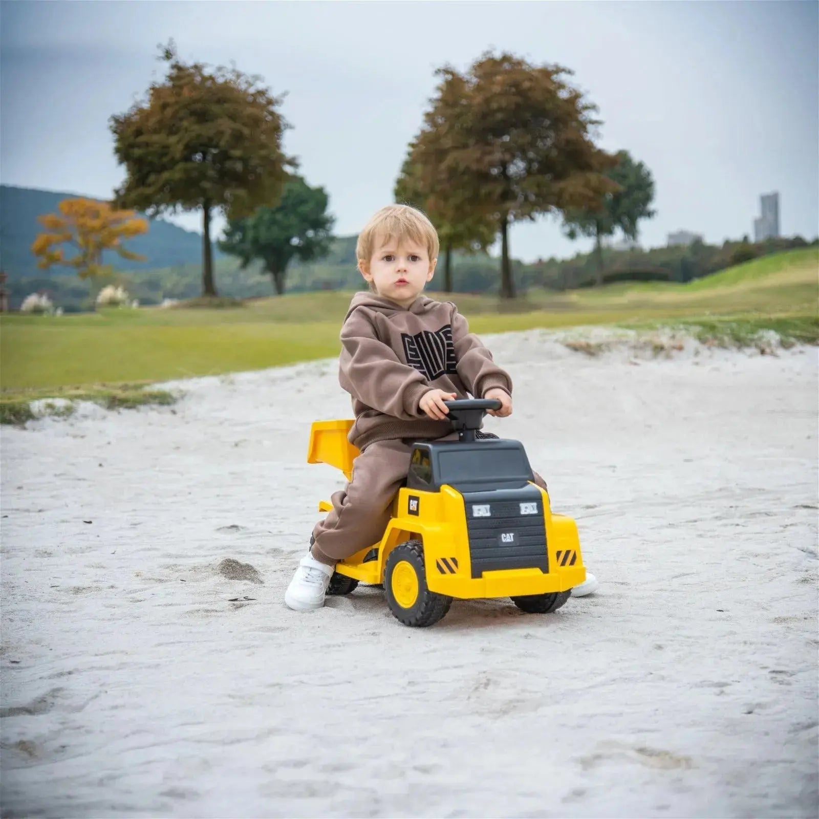 CAT Dump Truck 6V Ride-On Toy - BIG FRENCHIES