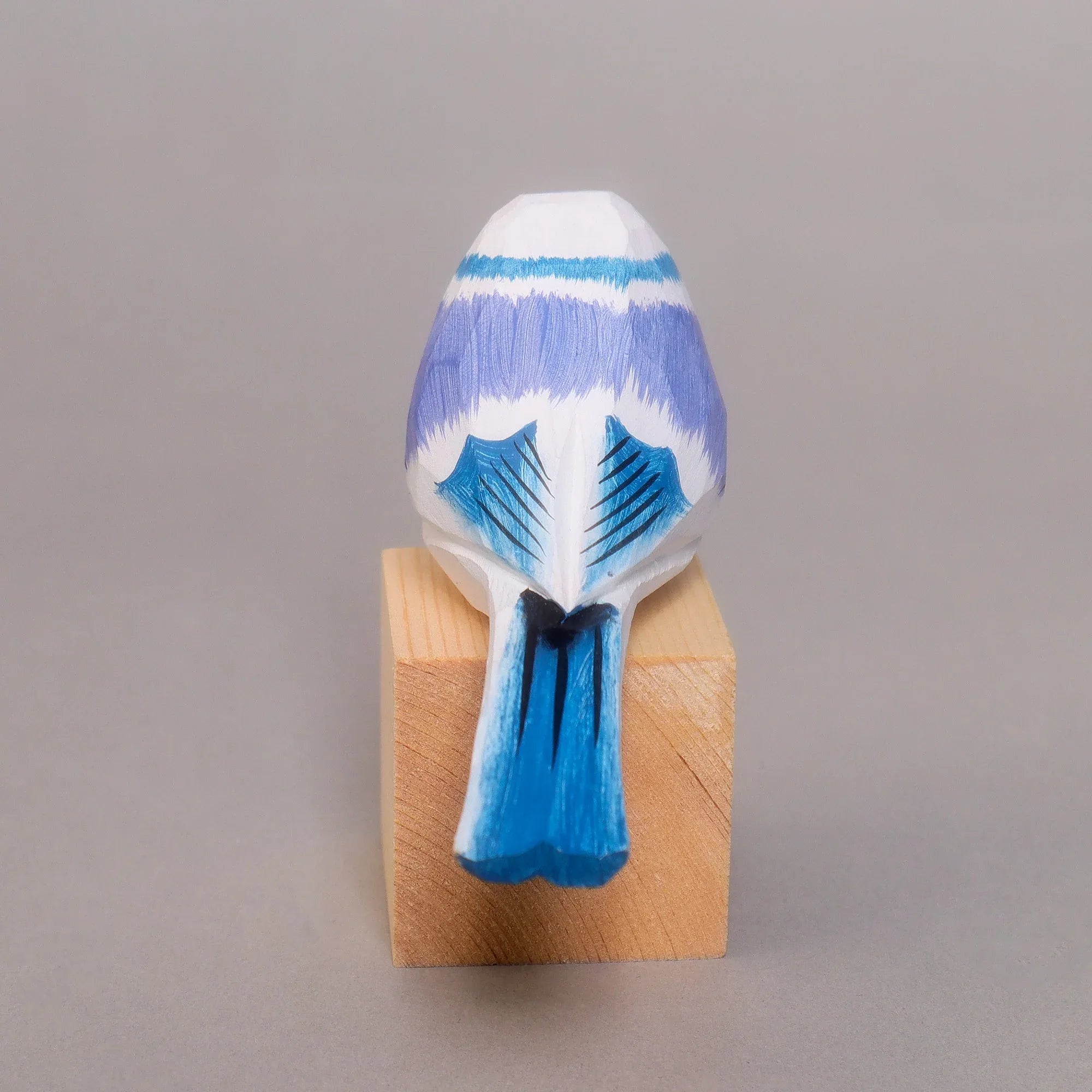 Hand-Carved Wooden Bird Figurine – White - BIG FRENCHIES