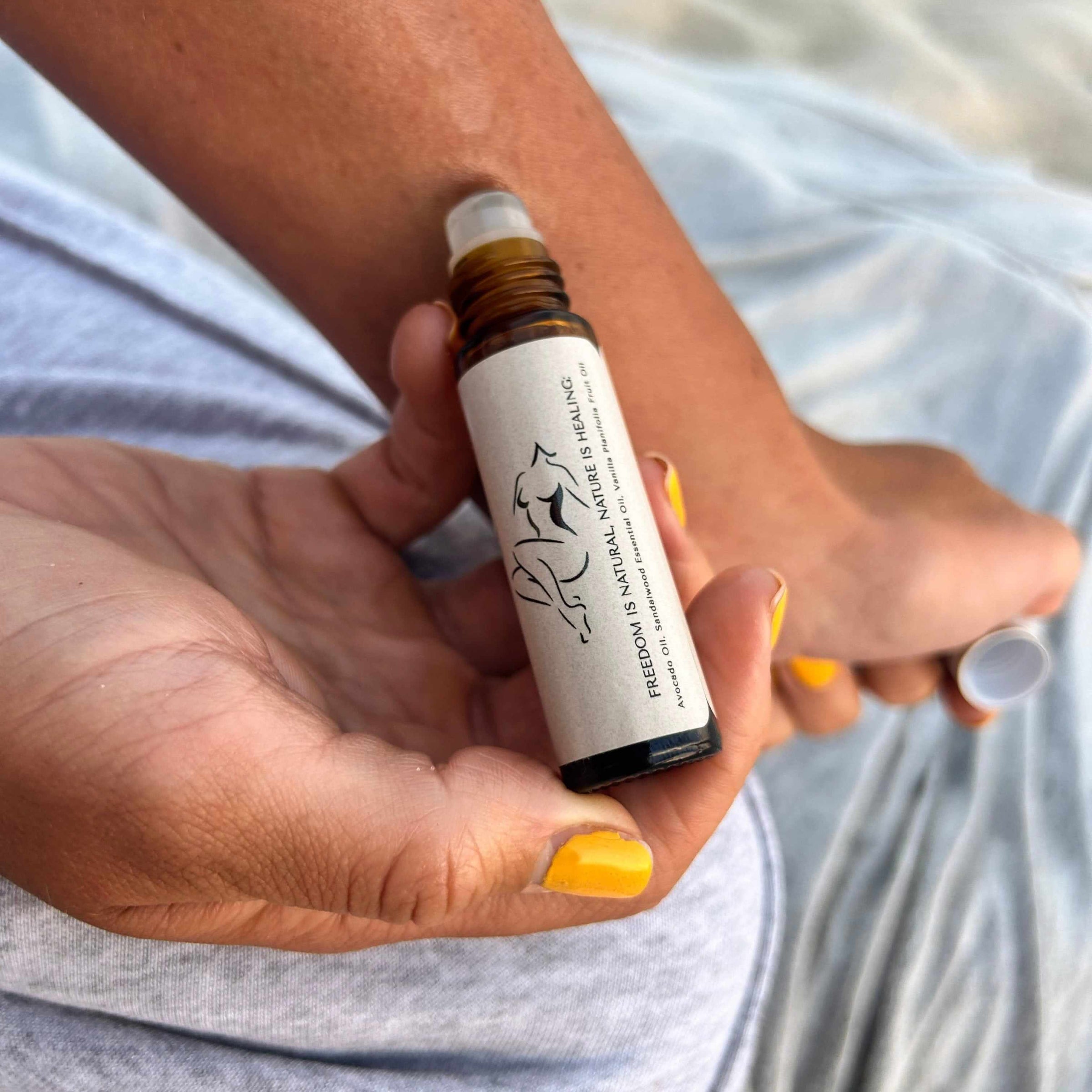 Bare Cashmere Essence Roll-On Oil - BIG FRENCHIES