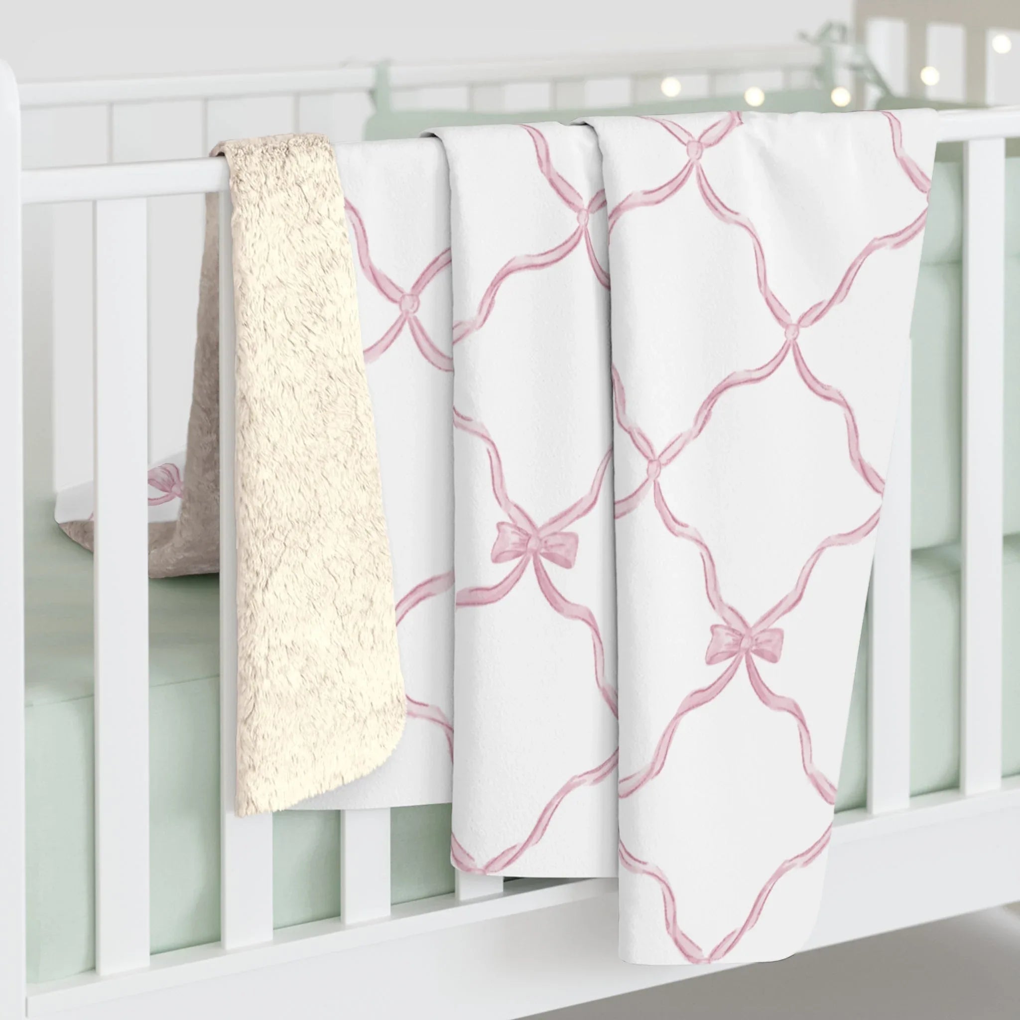 Three Bees Trellis Bow Cozy Sherpa Fleece Blanket - Pink - BIG FRENCHIES