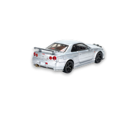 Street Weapon Nissan R34 GT-R Silver Snow Drift 1:64
