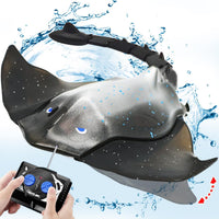 LAFALA remote control diving stingray pool toy with flapping rubber wings