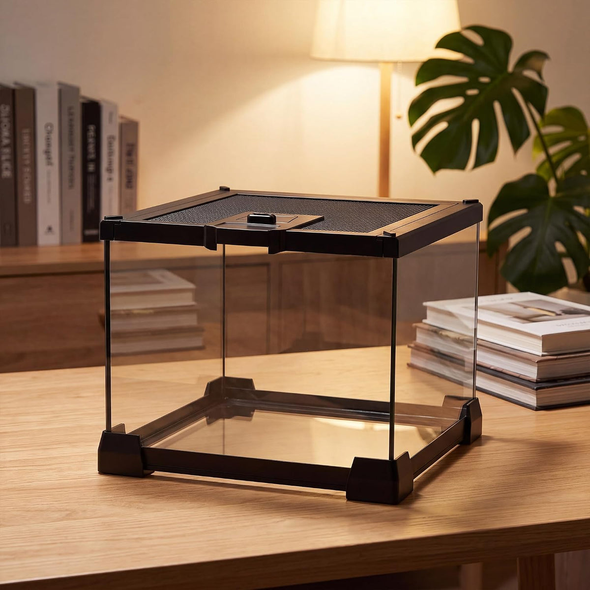 Folding Reptile Travel Terrarium Tank 17" × 12" × 10" – Essentials for Reptiles And Amphibians - 8" x 8" x 6"