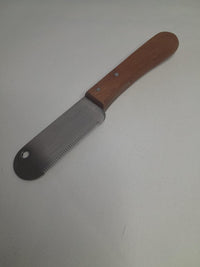6-Inch Stripping Knife, Wooden Handle Medium Teeth