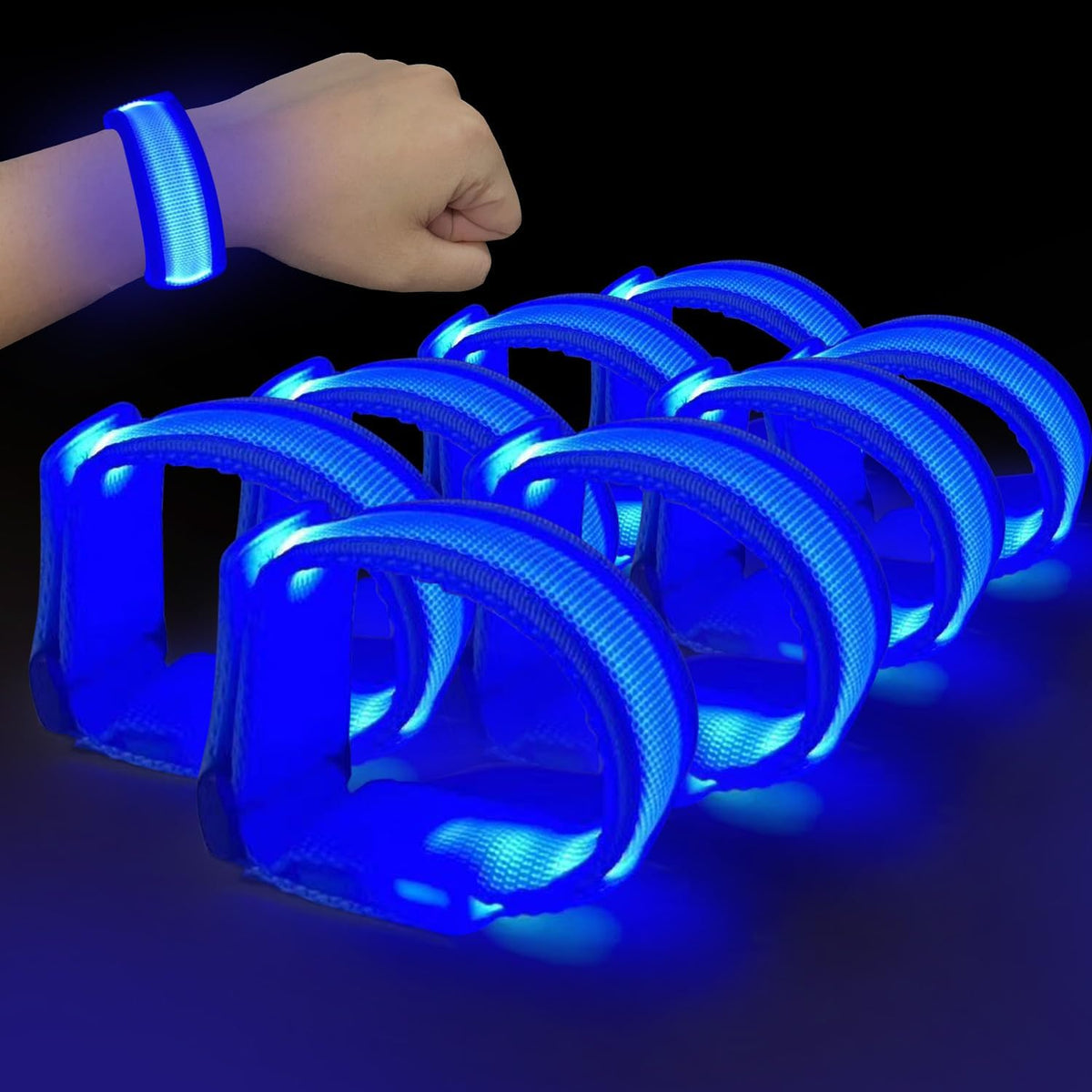 M.best 8pcs LED Light Up Bracelets Glow Flashing Wristbands Glow - 8pcs Blue
