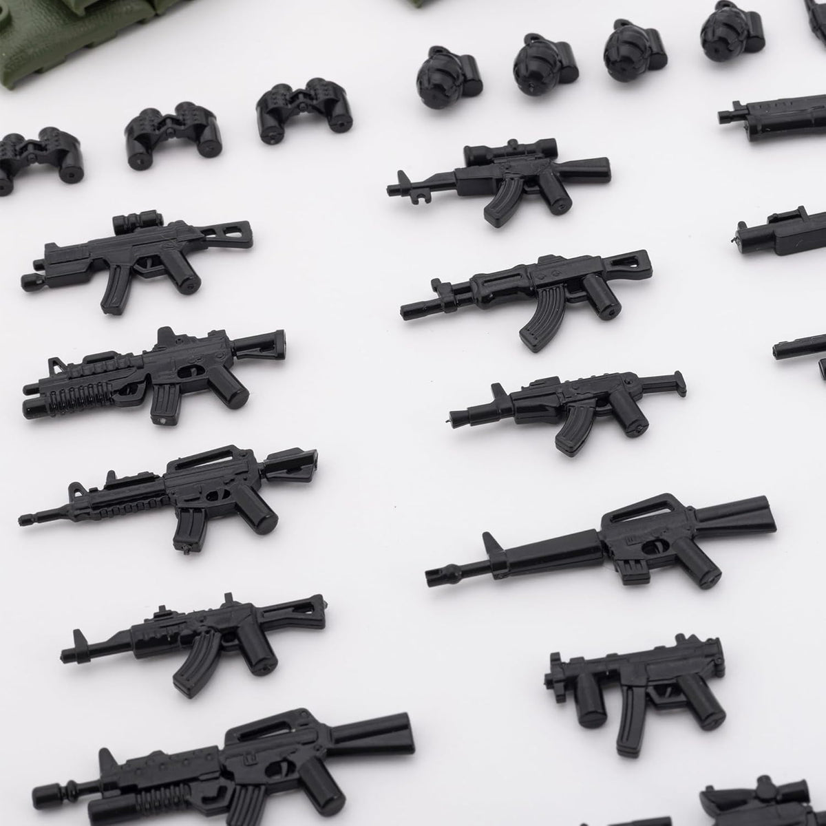 Himirich U.S. WW2 military weapons pack for mini figures in black ABS plastic - view 36