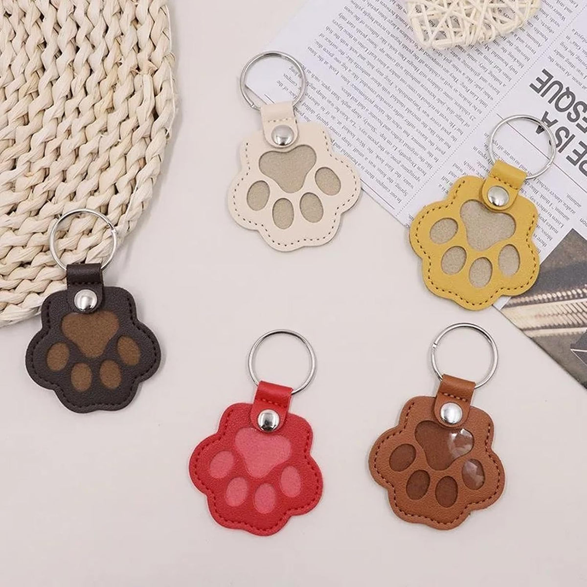 Cat Dog Hair Storage Keychain, Pet Hair Keychain - Black+white+brown - image 2