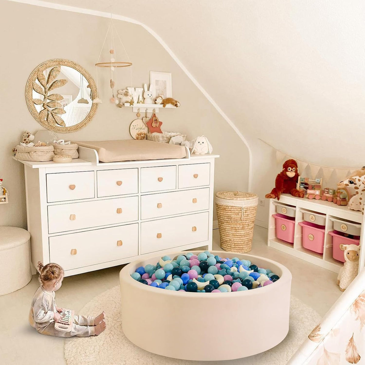 GOGOSO star, heart and moon ball pit balls in a pastel color mix with storage bag - view 8