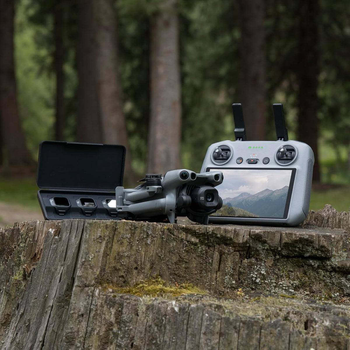 DJI Mini 5 Pro Fly More Combo With DJI RC 2 - DJI Mini 5 Pro Fly More Combo Plus (DJI RC 2) - image 3