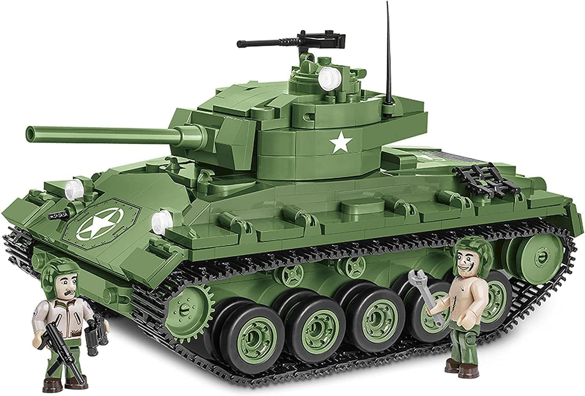 COBI Historical Collection M24 Chaffee tank building block set with 588 pieces and two soldier figures
