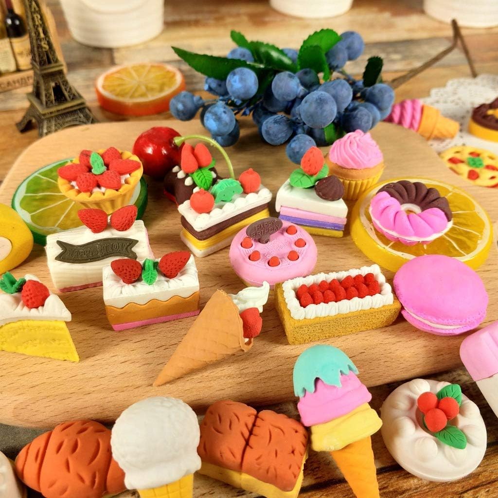 Kleeblatt Halloween erasers for kids shaped like pumpkins, ghosts, bats, skulls and cats - view 17
