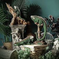 14 Inch Lizard Statue Resin Sculpture Decor Figurines for Home Decor Accents, Living Room Bedroom Office Decoration - Animal Sculptures Collection for Lizard Lovers