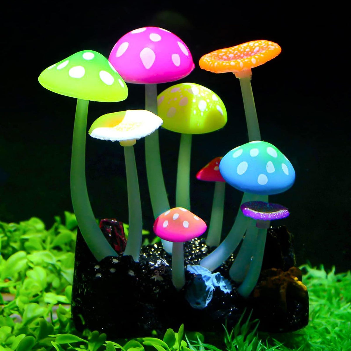 Uniclife glowing artificial mushroom aquarium decor in silicone with suction cup base