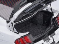 Ford Mustang Shelby GT500 Oxford White with Black Stripes 1/18 Model Car by Autoart