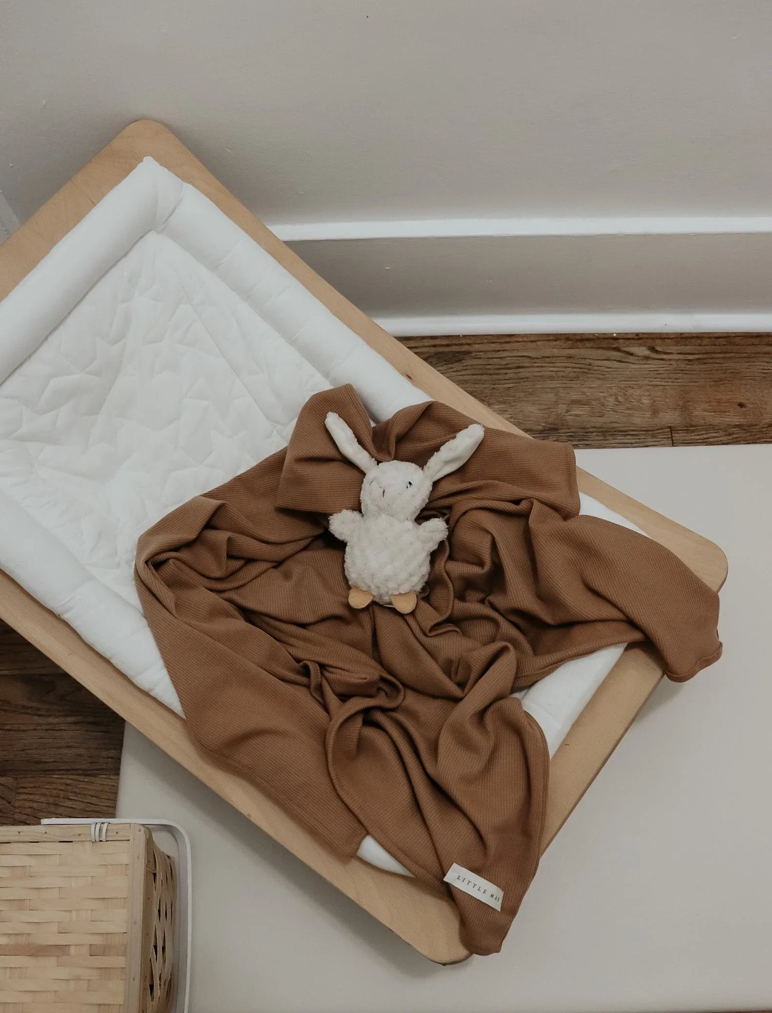 Caramel Waffle Knit Blanket - BIG FRENCHIES
