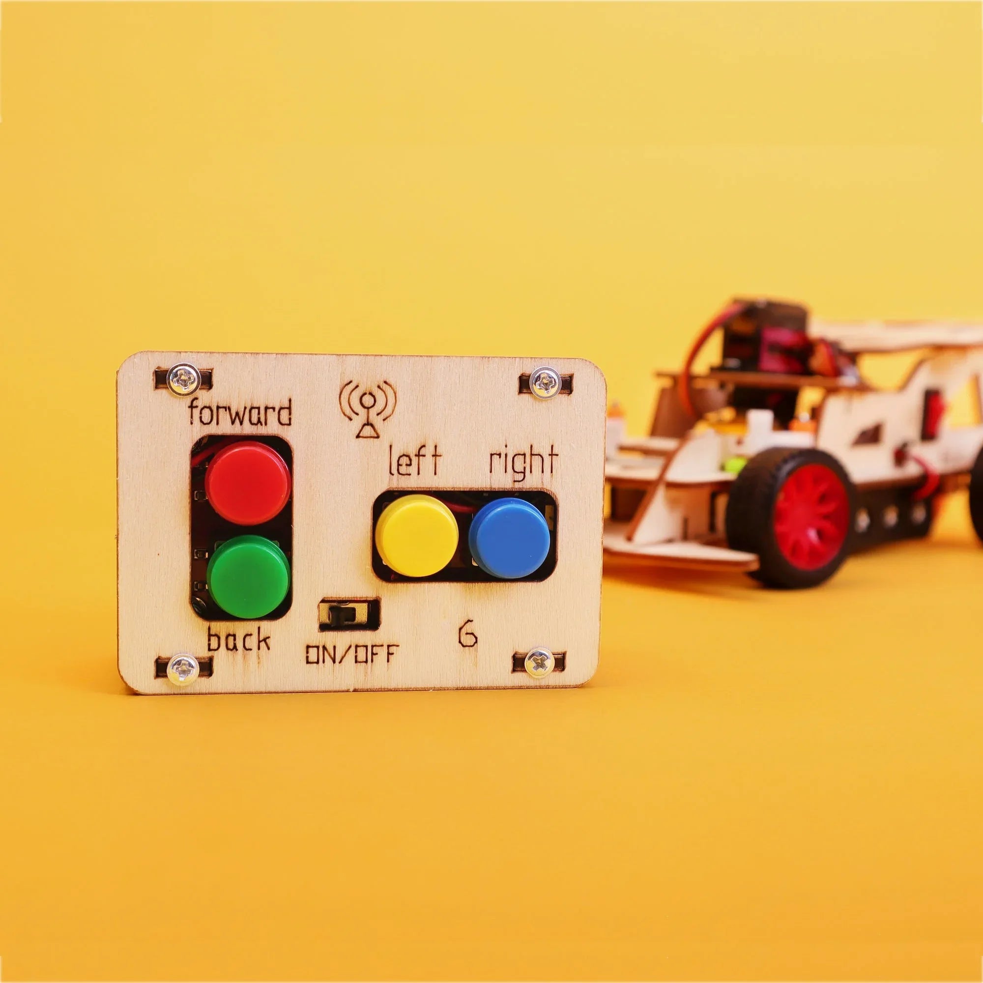 Steering Remote-Controlled Car DIY Kit, Educational STEM Toy - BIG FRENCHIES