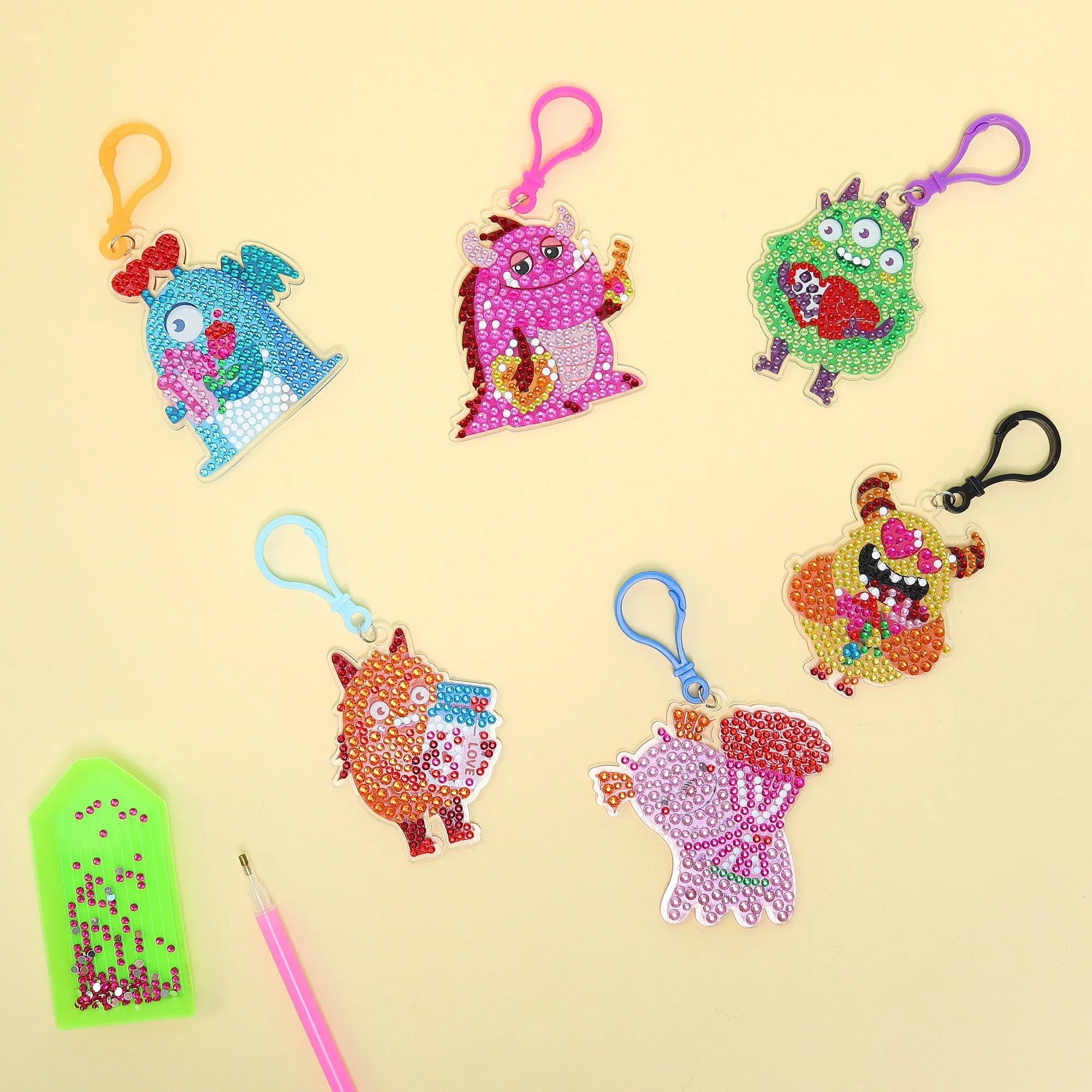 Adorable Keychains Diamond Art Kit – Monsters (Set of 15) - BIG FRENCHIES