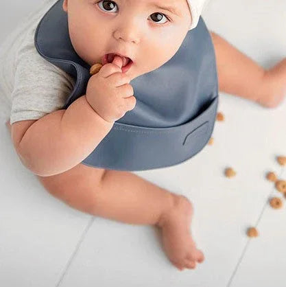 Classic - Set of Soft Vegan Leather Easy Clean Bibs 0-12 Months - BIG FRENCHIES