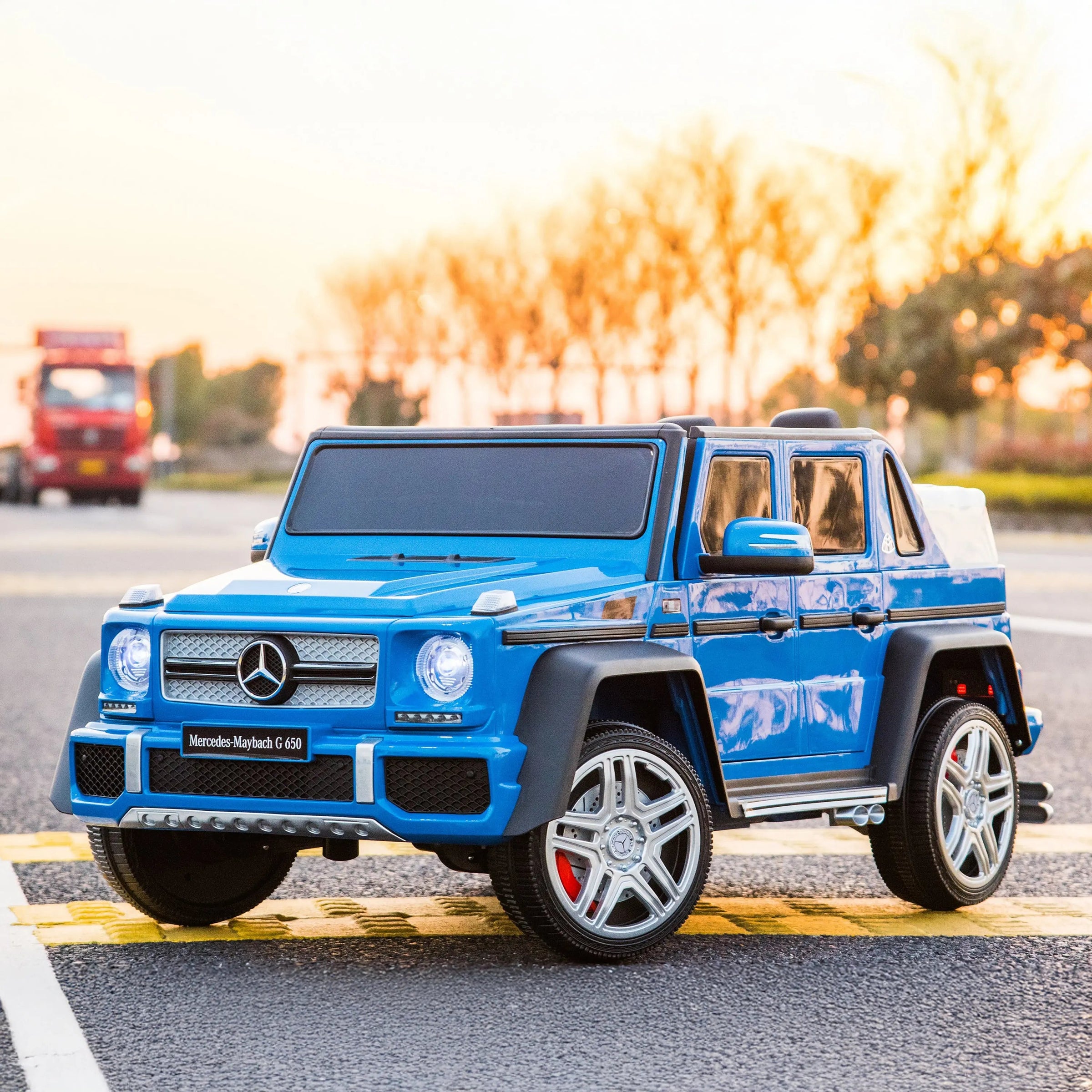 12V Mercedes Maybach G650 Landaulet 1 Seater - BIG FRENCHIES