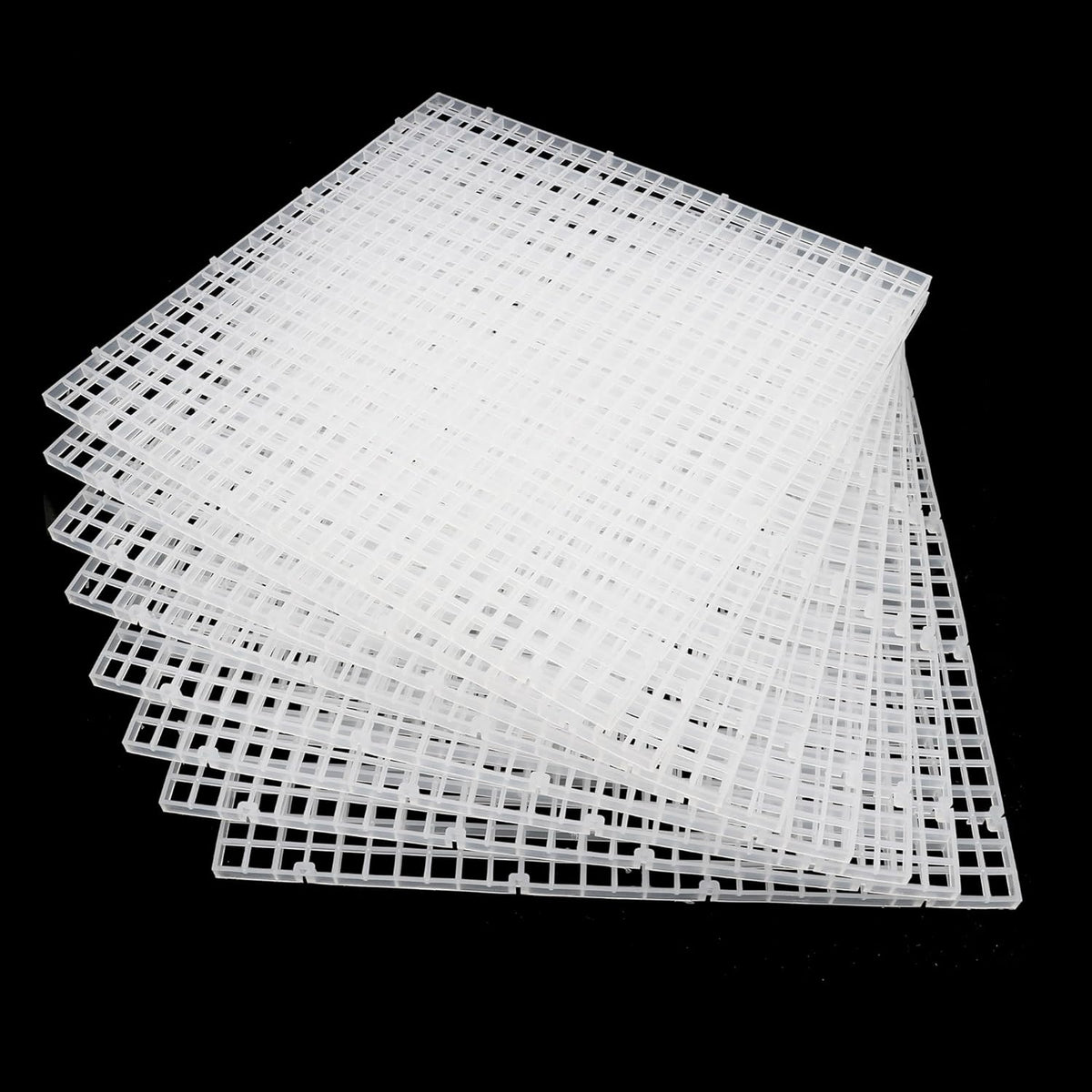 Aquarium Fish Tank Bottom Isolation 8 Pcs, Plastic Egg Crate – Essentials for Fish - L 8pcs