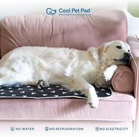 The Green Pet Shop Cool Pet Pad - Large, Disney’s Mickey & Minnie Mouse - Self-Cooling, Pressure Activated Mat for Dogs & Cats from 46-80 lbs - Non-Toxic Gel, No Water Needed