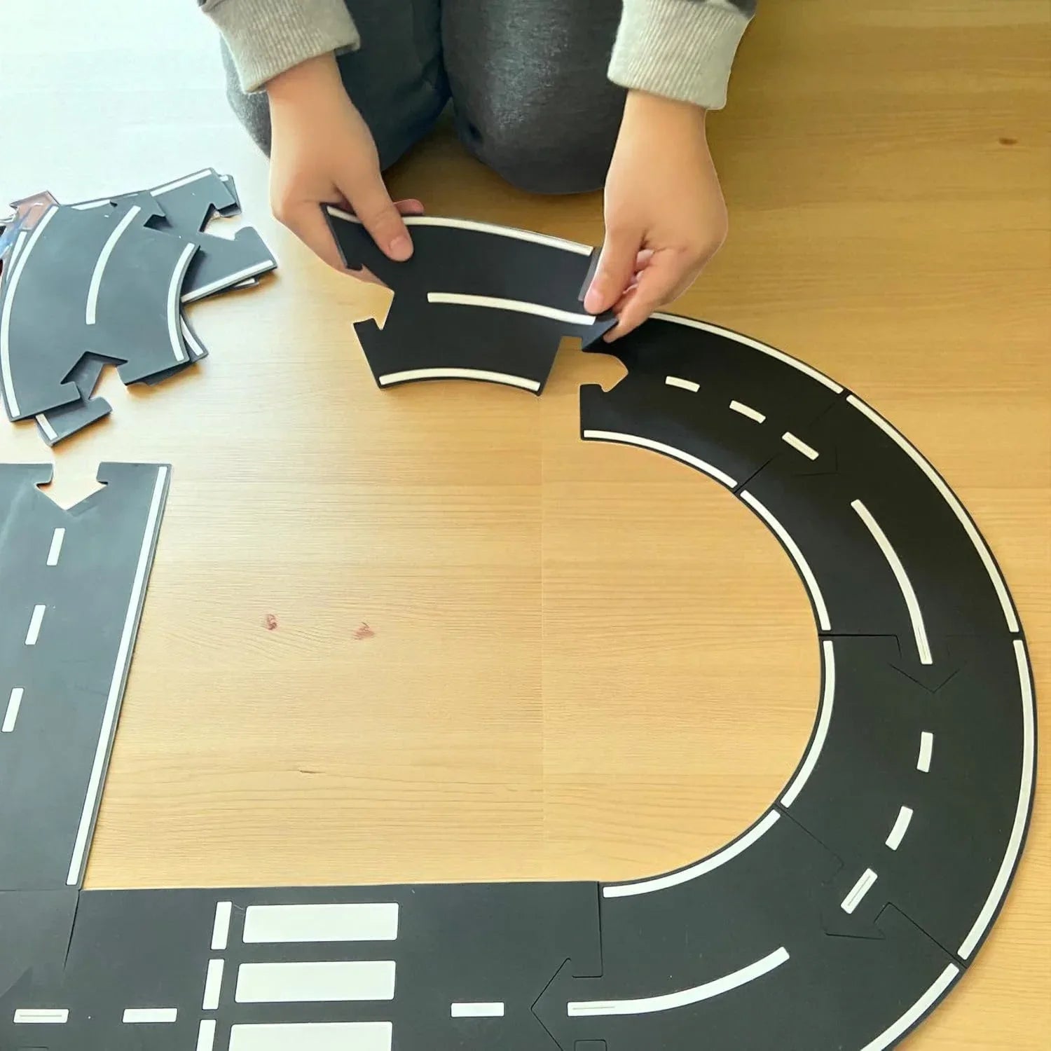 Flexible Rubber Roads Play Set – Open-Ended City & Car Track Play - BIG FRENCHIES