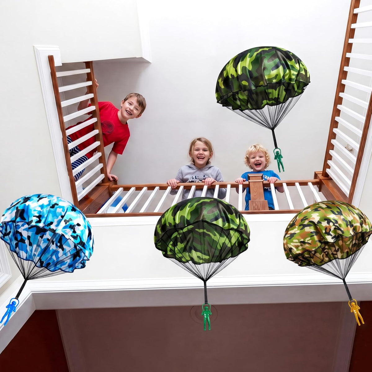 Yeeeasy Tangle-Free Parachute Toys for Kids Outdoor Flying Game - Standard 4Pcs - image 4