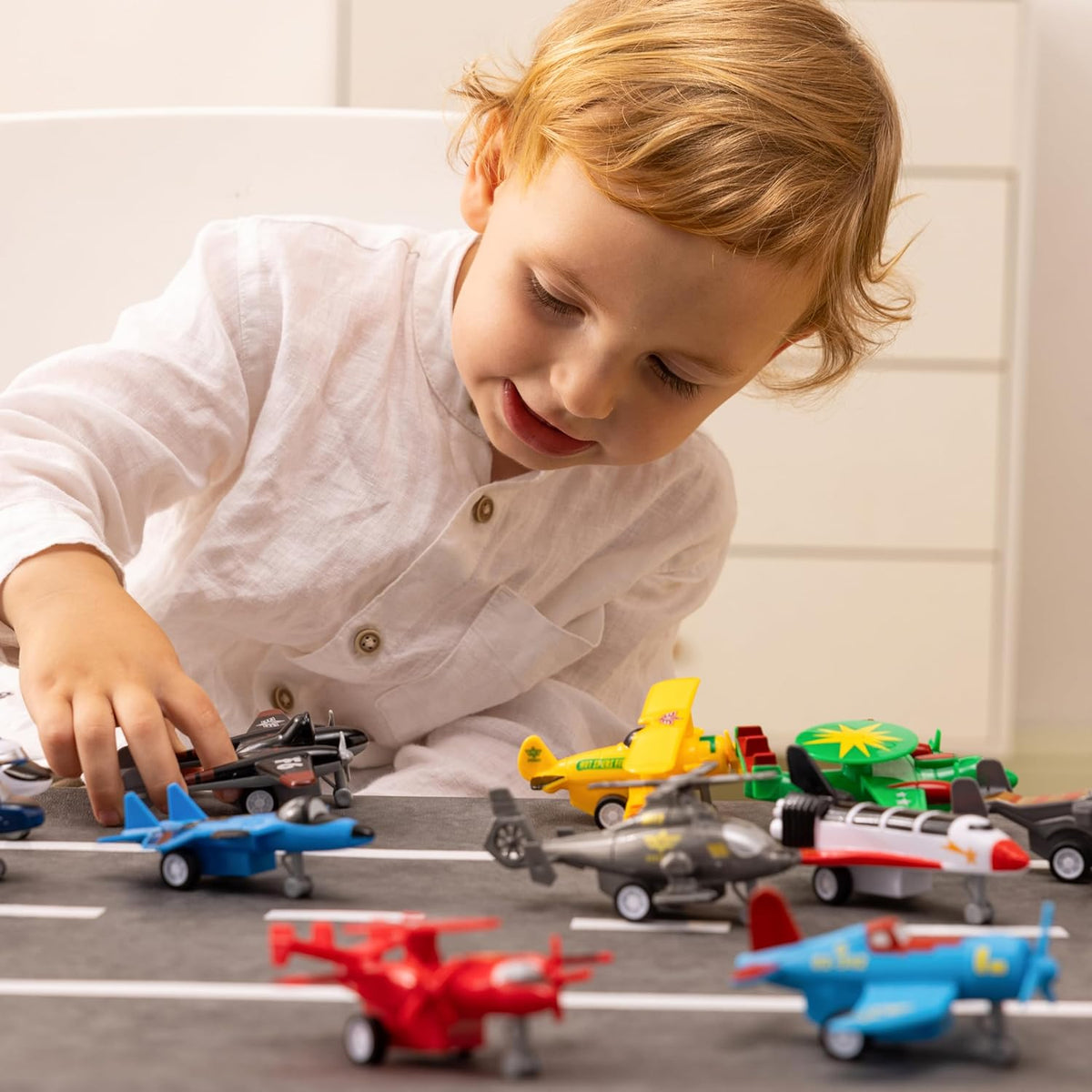 JOYIN 16 Pcs Pull Back Airplane Toys, Boys Plane Playset - image 2