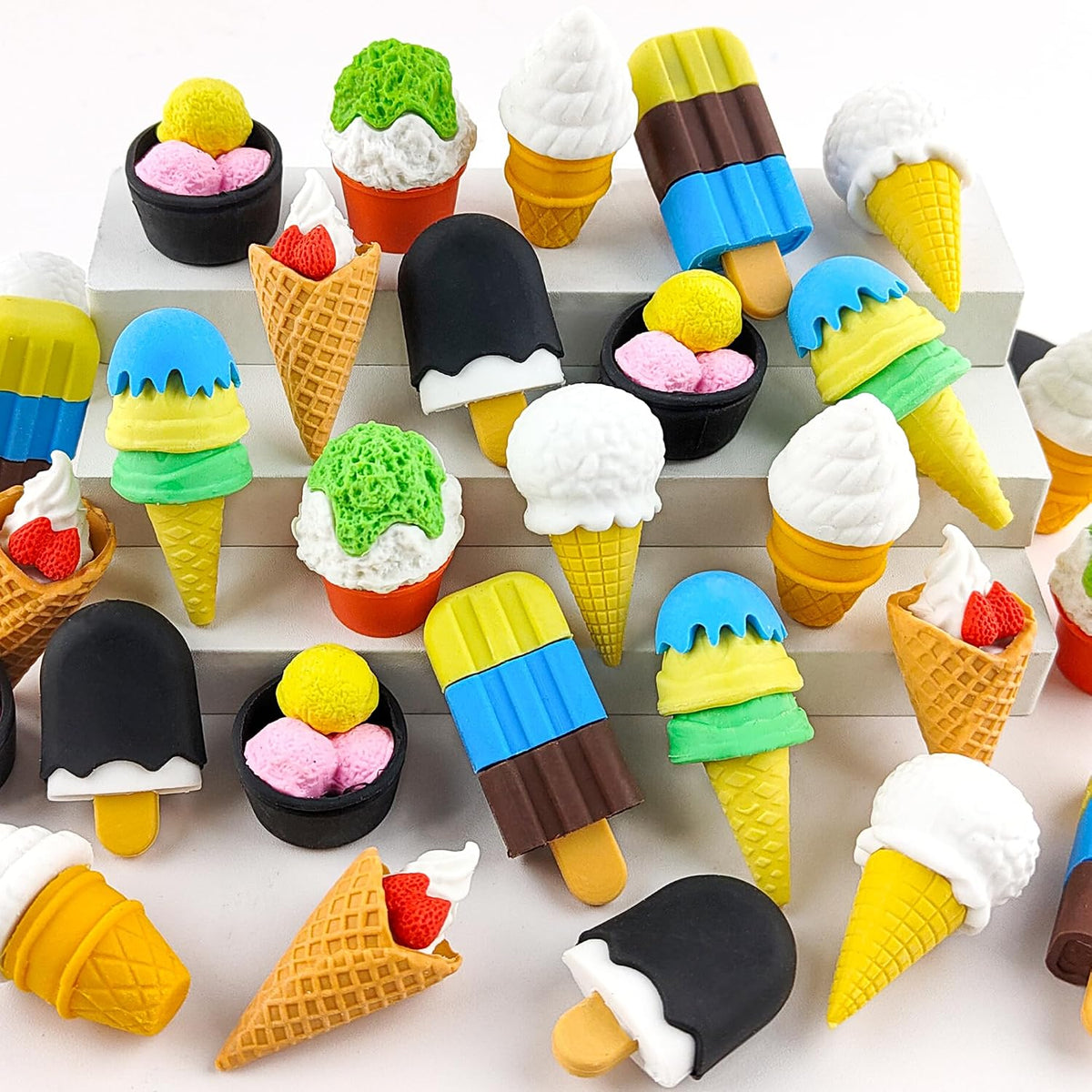 Satomoto musical puzzle erasers shaped like guitars, pianos, violins and gramophones - view 4