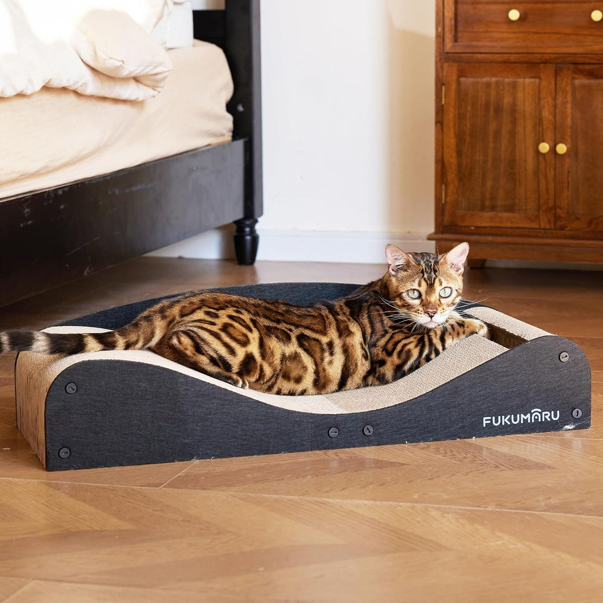 FUKUMARU Cardboard Cat Scratcher Bed - Black