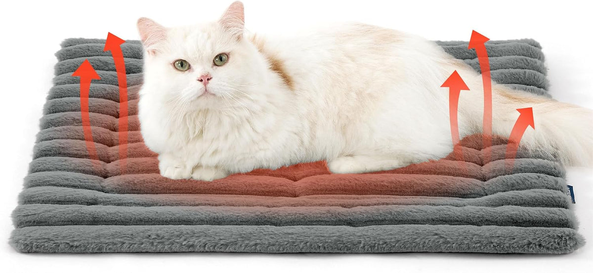 Bedsure ComfyFleece self-warming cat bed mat in corduroy fleece