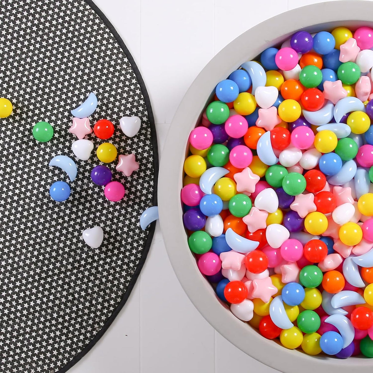 GOGOSO star, heart and moon ball pit balls in a pastel color mix with storage bag - view 6