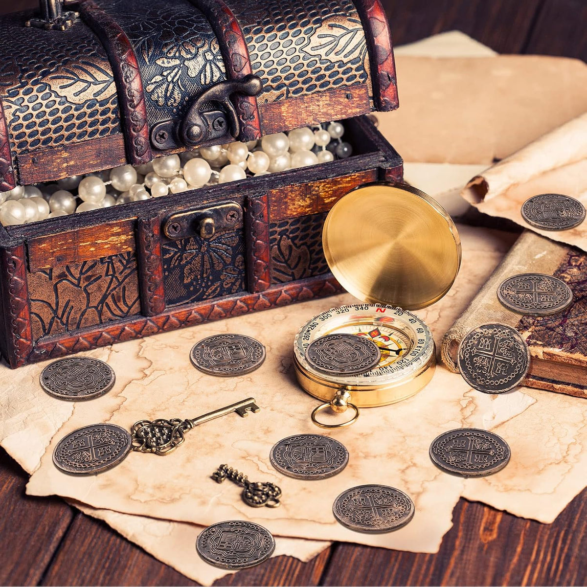 Chivao plastic gold coins, 300 shiny embossed pirate treasure coins - view 4